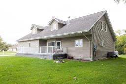 326 4th Avenue Sw, Carman, MB R0G0J0 Photo 42