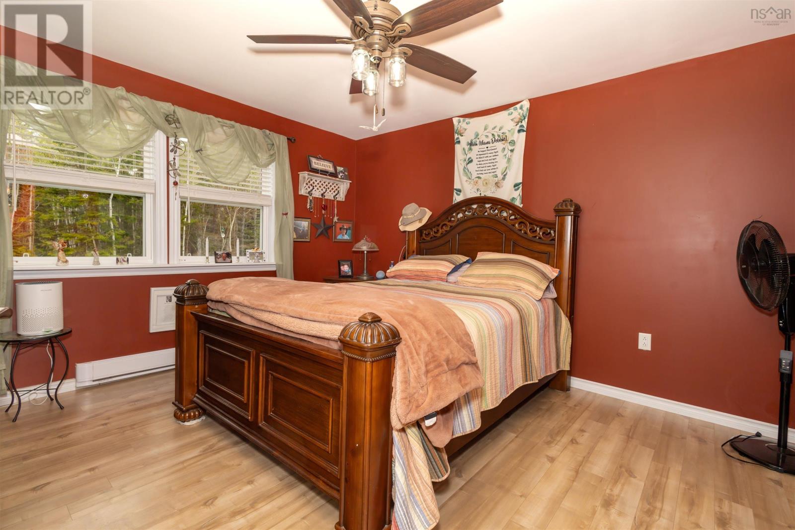 99 Blaze Road - 21