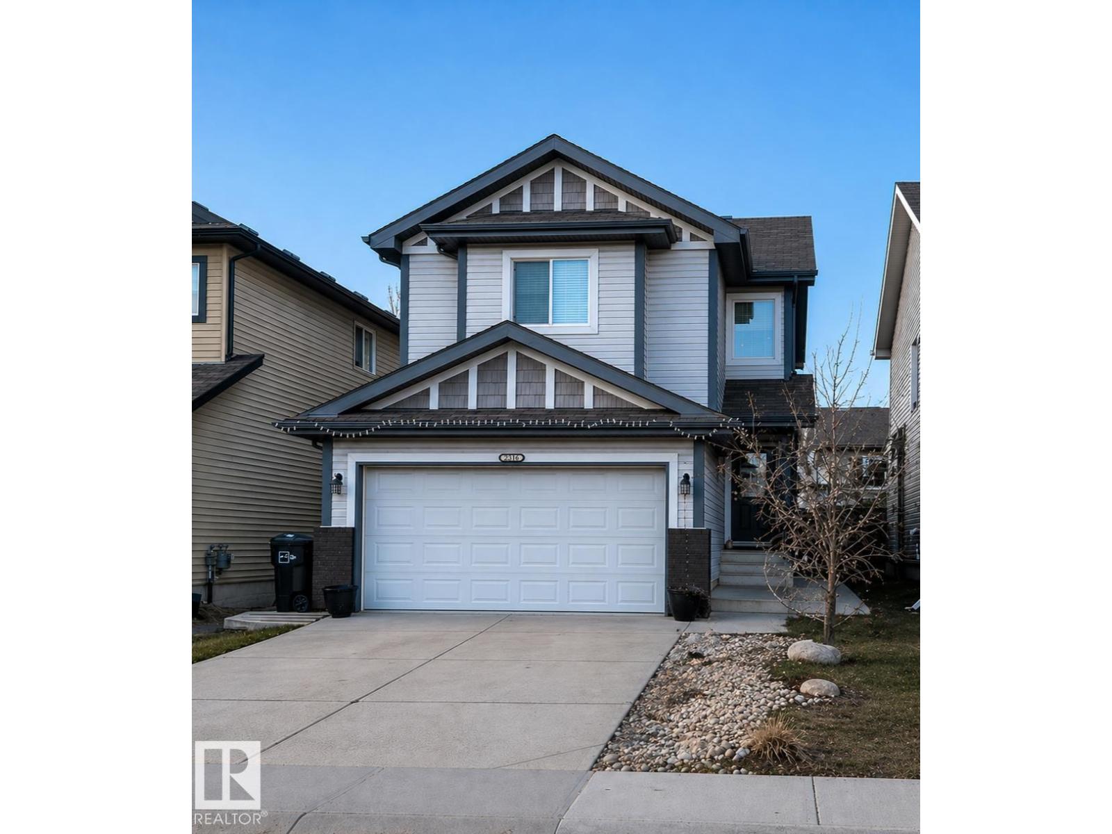 3336 17B AV NW NW, Edmonton