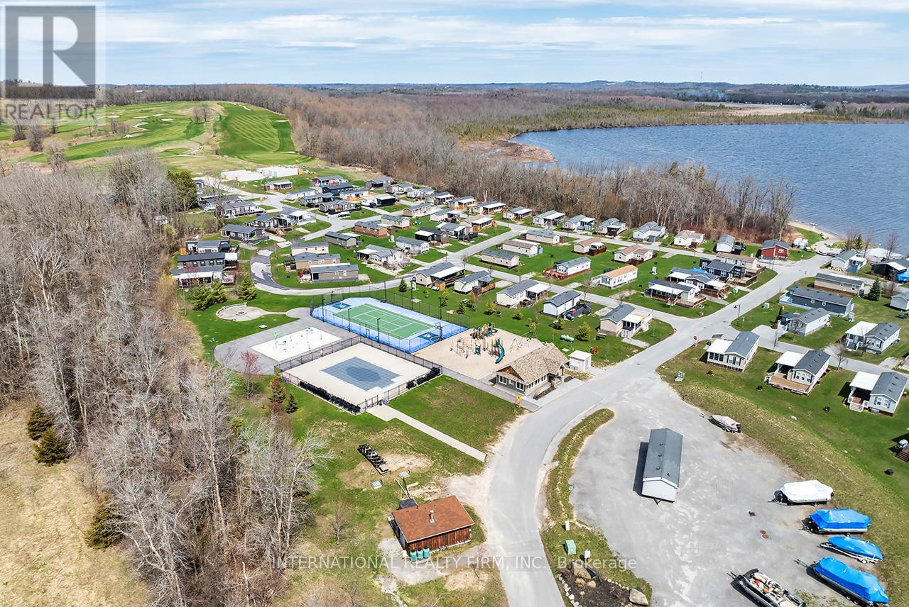 1235 VILLIERS LINE - 34 GLEN ABBEY - 19