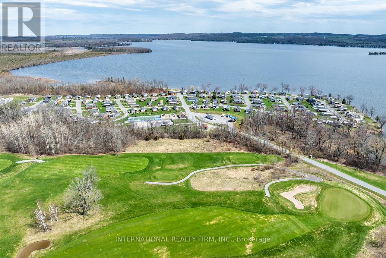 1235 VILLIERS LINE - 34 GLEN ABBEY - 21