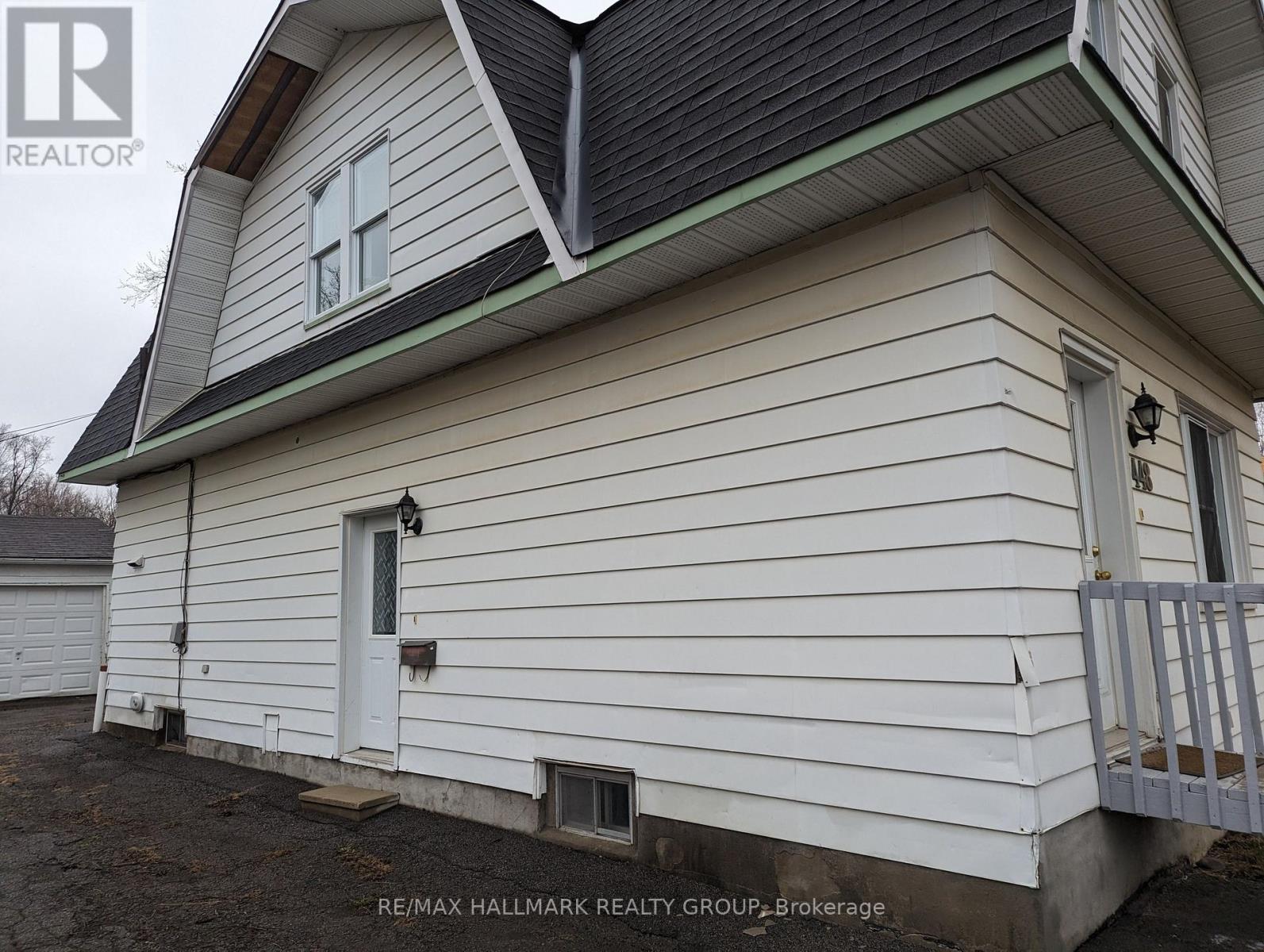 4 Bed, 3 Bath House for Rent in Ottawa – 448 PLEASANT PARK ROAD, Ottawa – MLS# X13066192 - Image 12