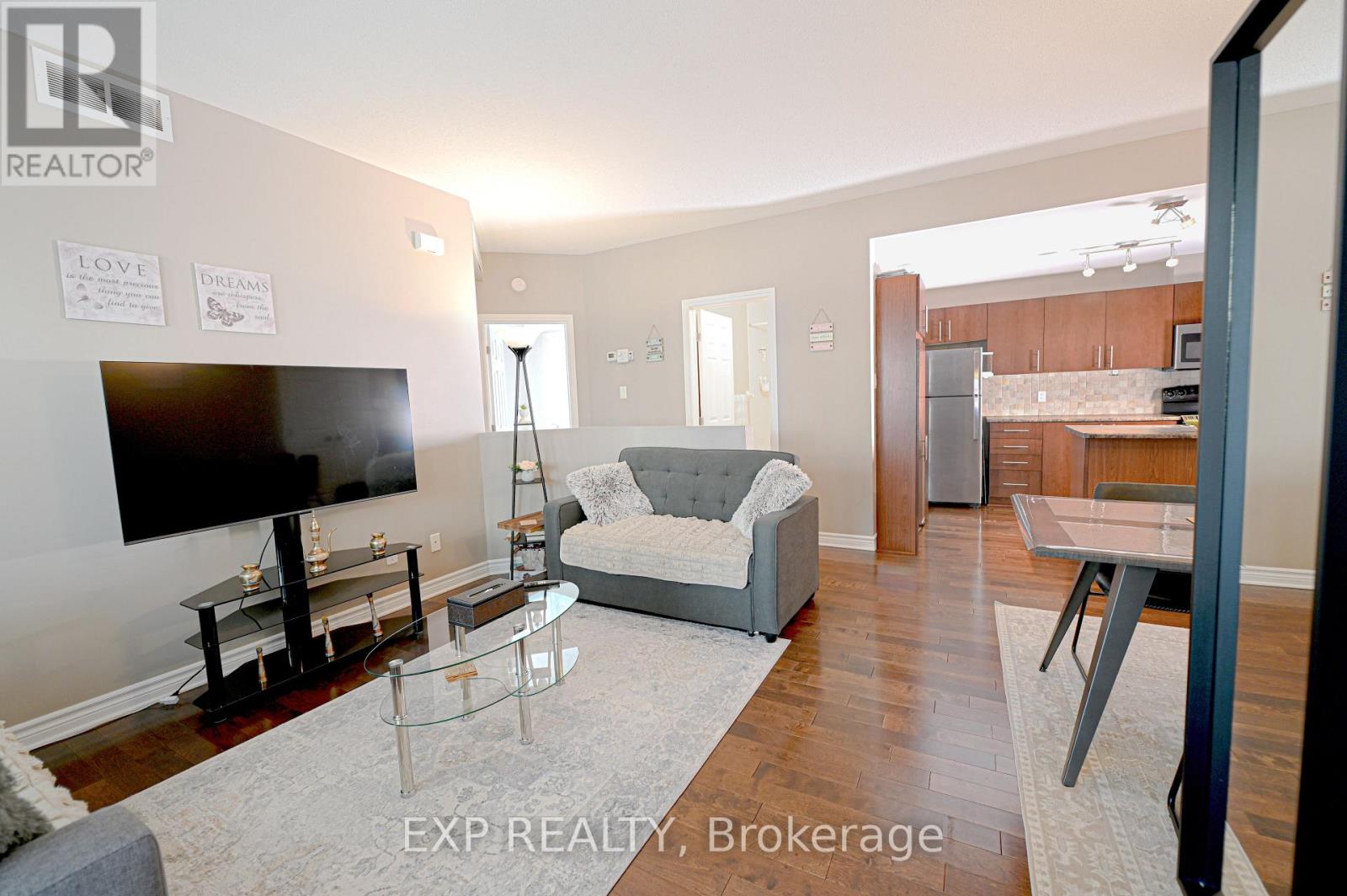 #G 1113 STITTSVILLE MAIN STREET N - 3