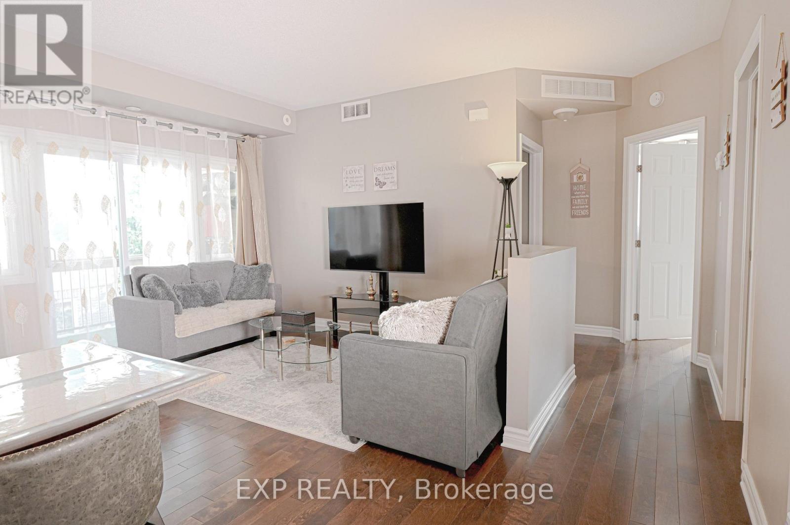 #G 1113 STITTSVILLE MAIN STREET N - 4
