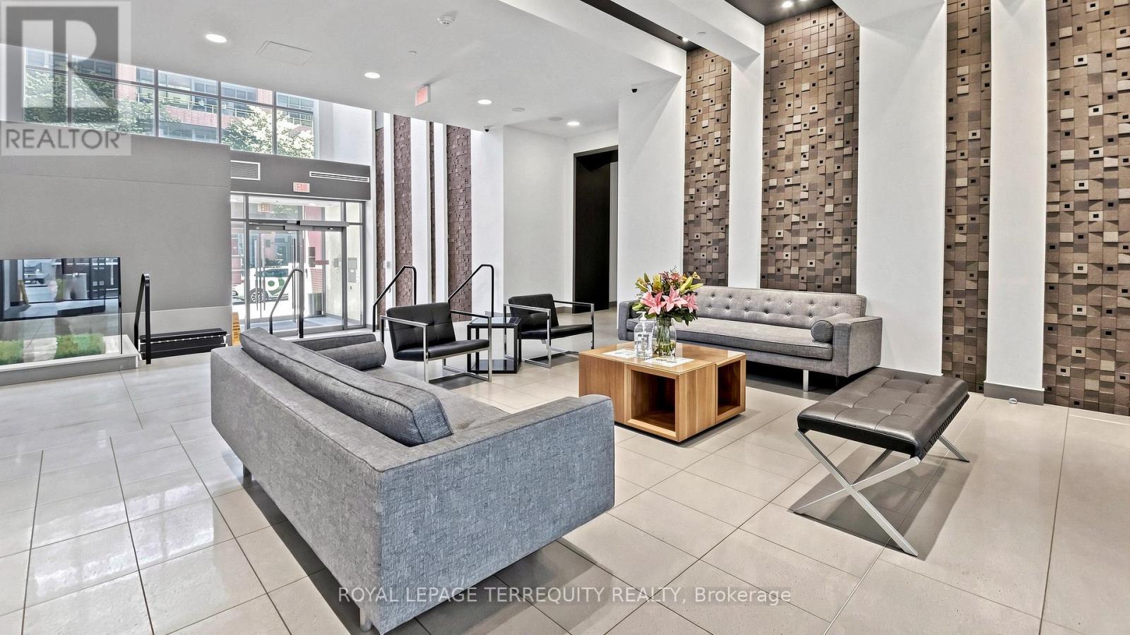 1705 - 20 BRUYERES MEWS — photo 21