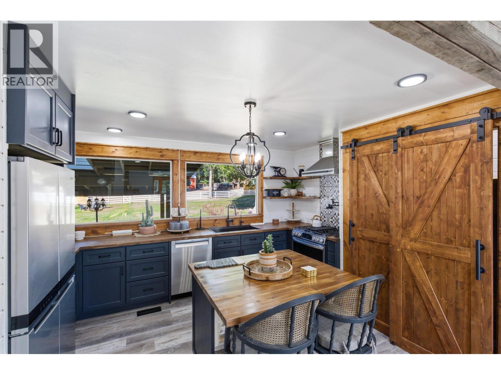 2479 BUSH ROAD - 3