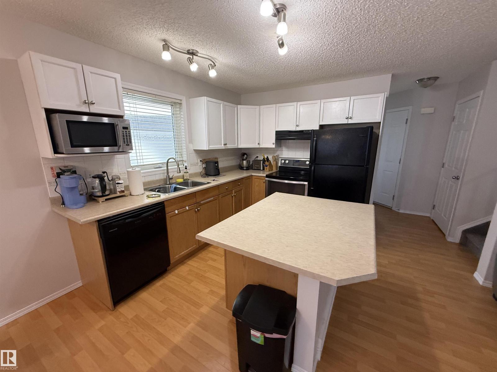 #97 2021 GRANTHAM CT NW, Edmonton