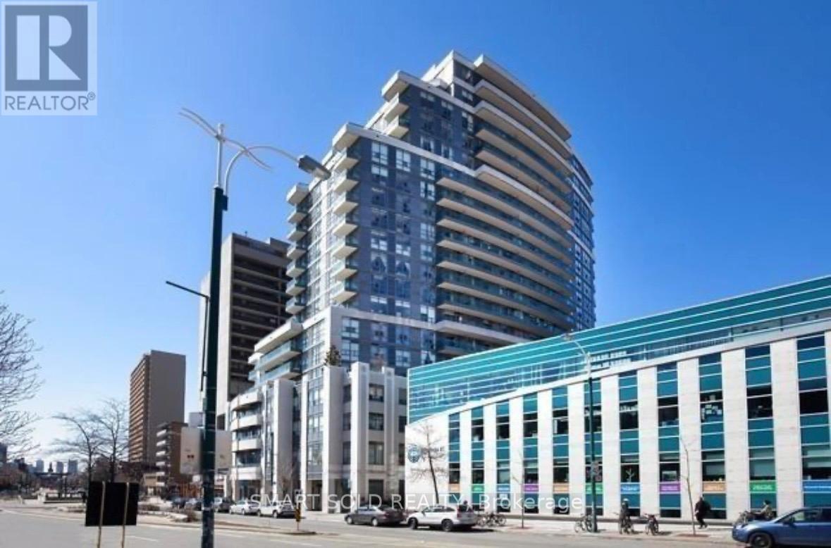 Listing photo of 302 - 736 SPADINA AVENUE