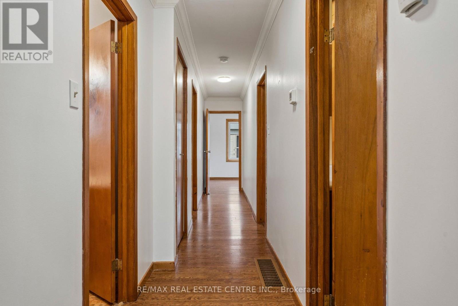 449 MOSLEY STREET - 23