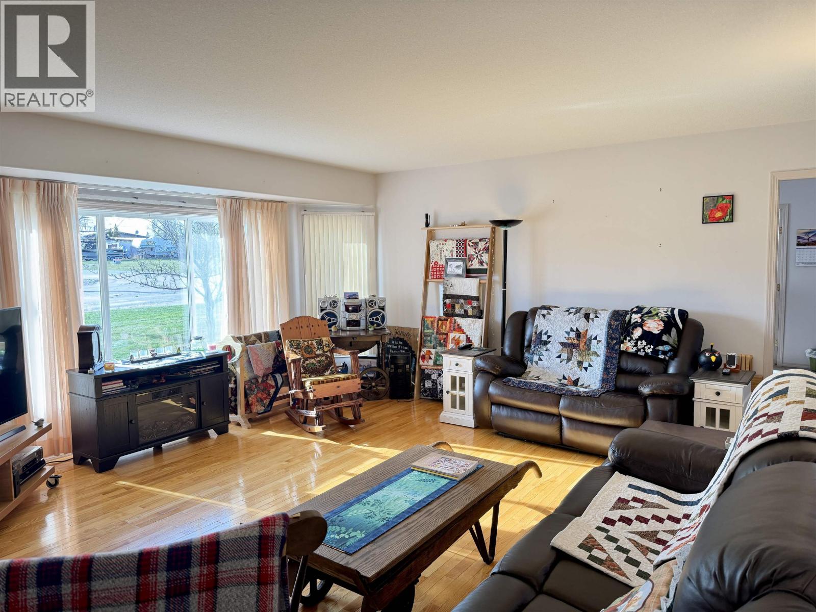 195 MURRAY STREET, Fraser Lake
