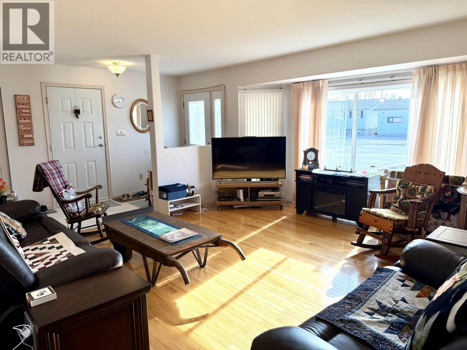 195 MURRAY STREET, Fraser Lake