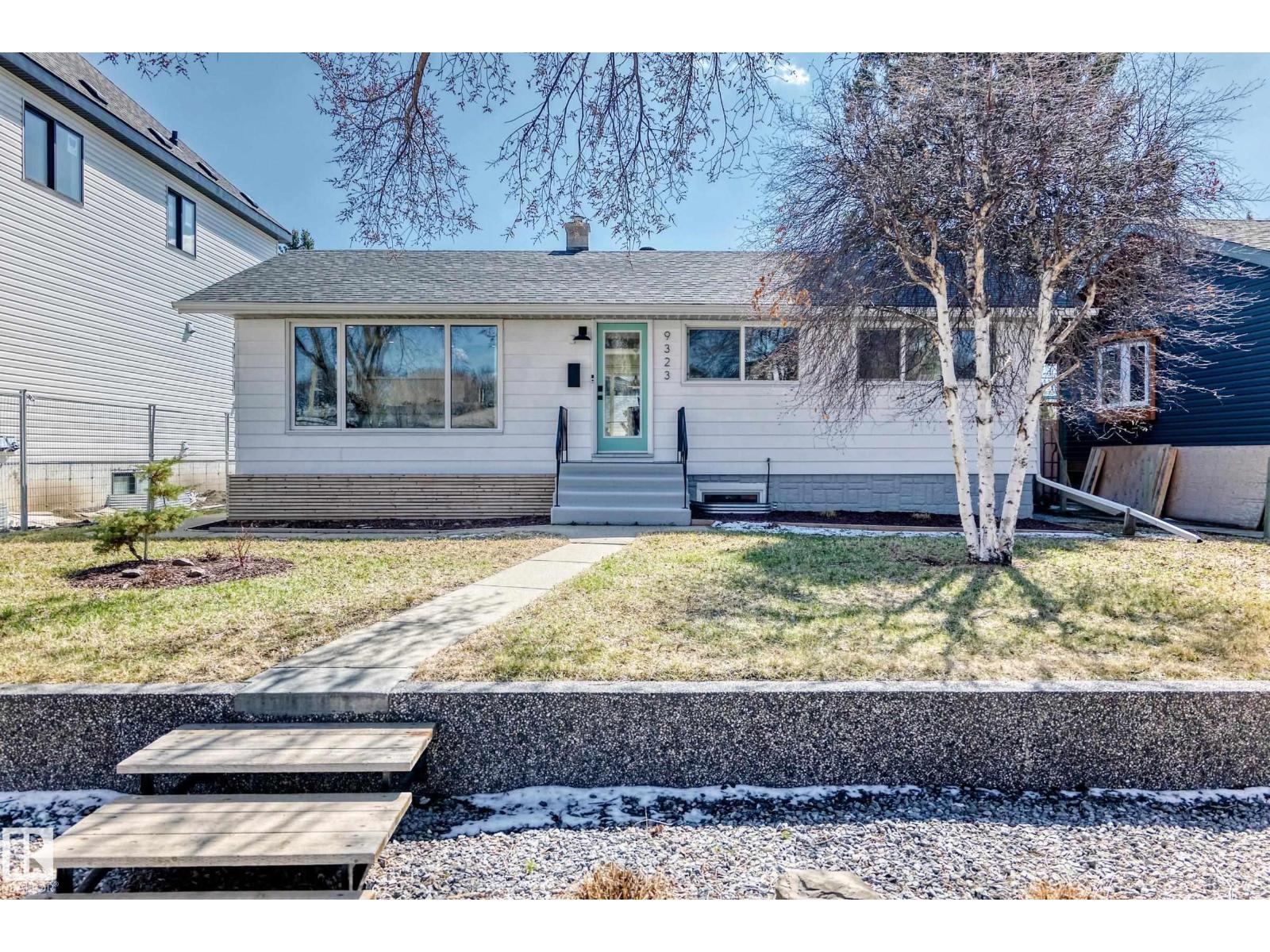 9323 70 AV NW, Edmonton