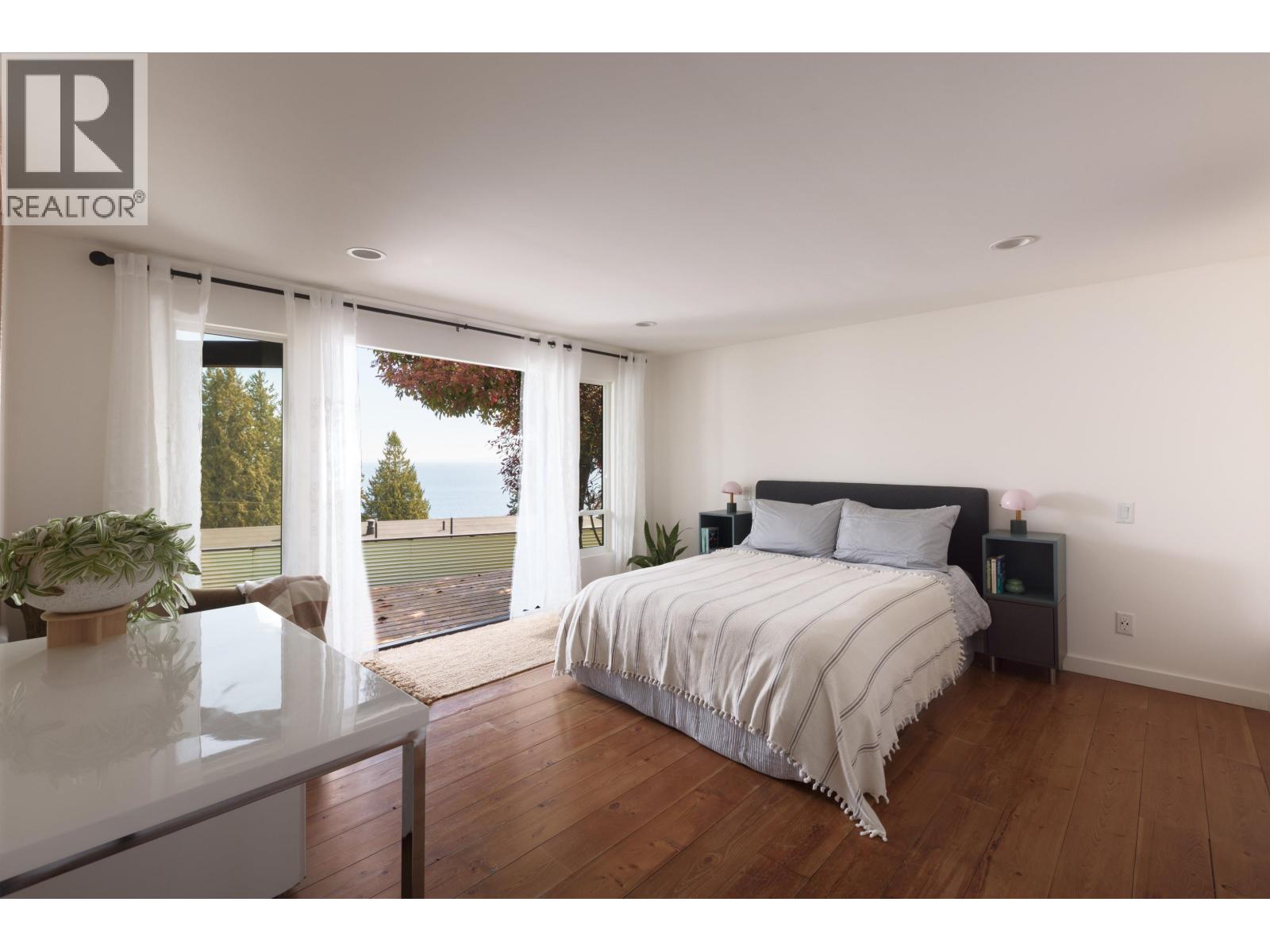 127 MAHAN ROAD, Gibsons