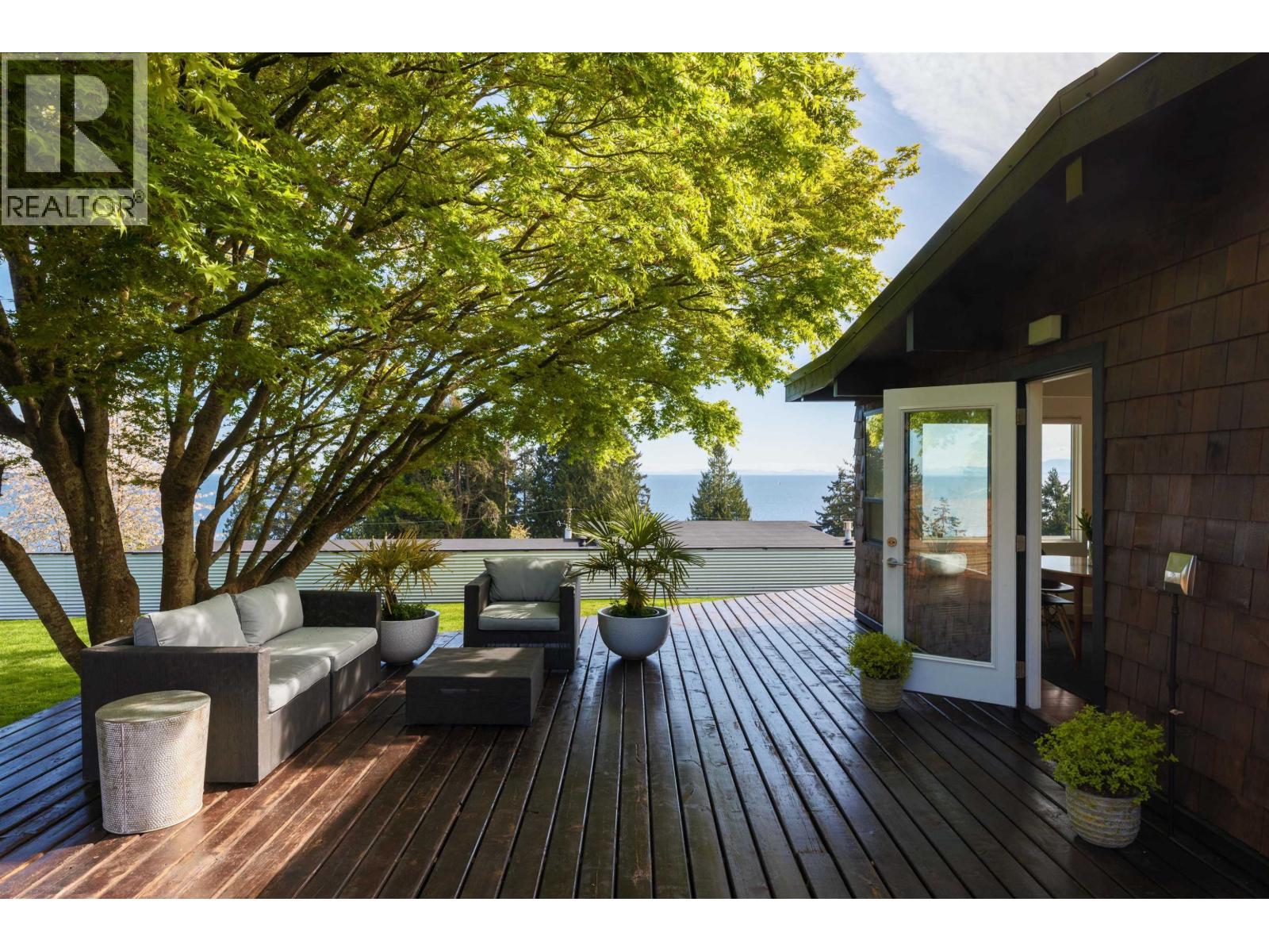 127 MAHAN ROAD, Gibsons