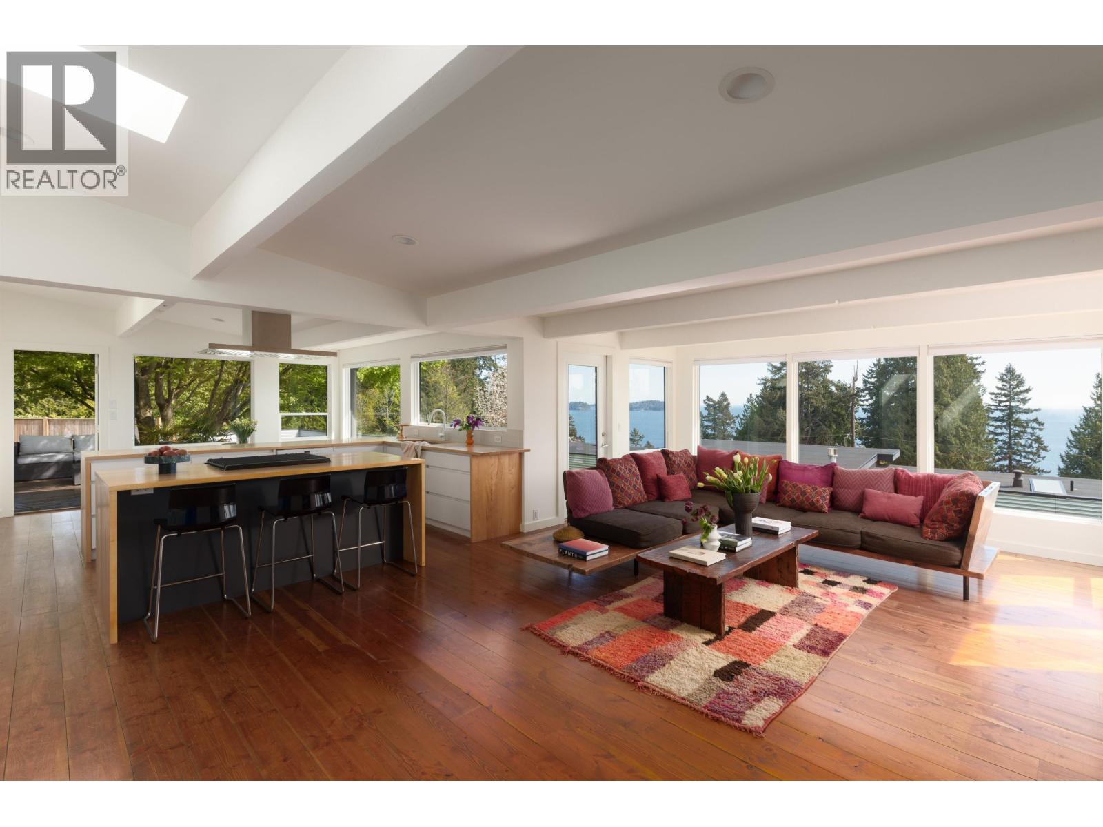 127 MAHAN ROAD, Gibsons