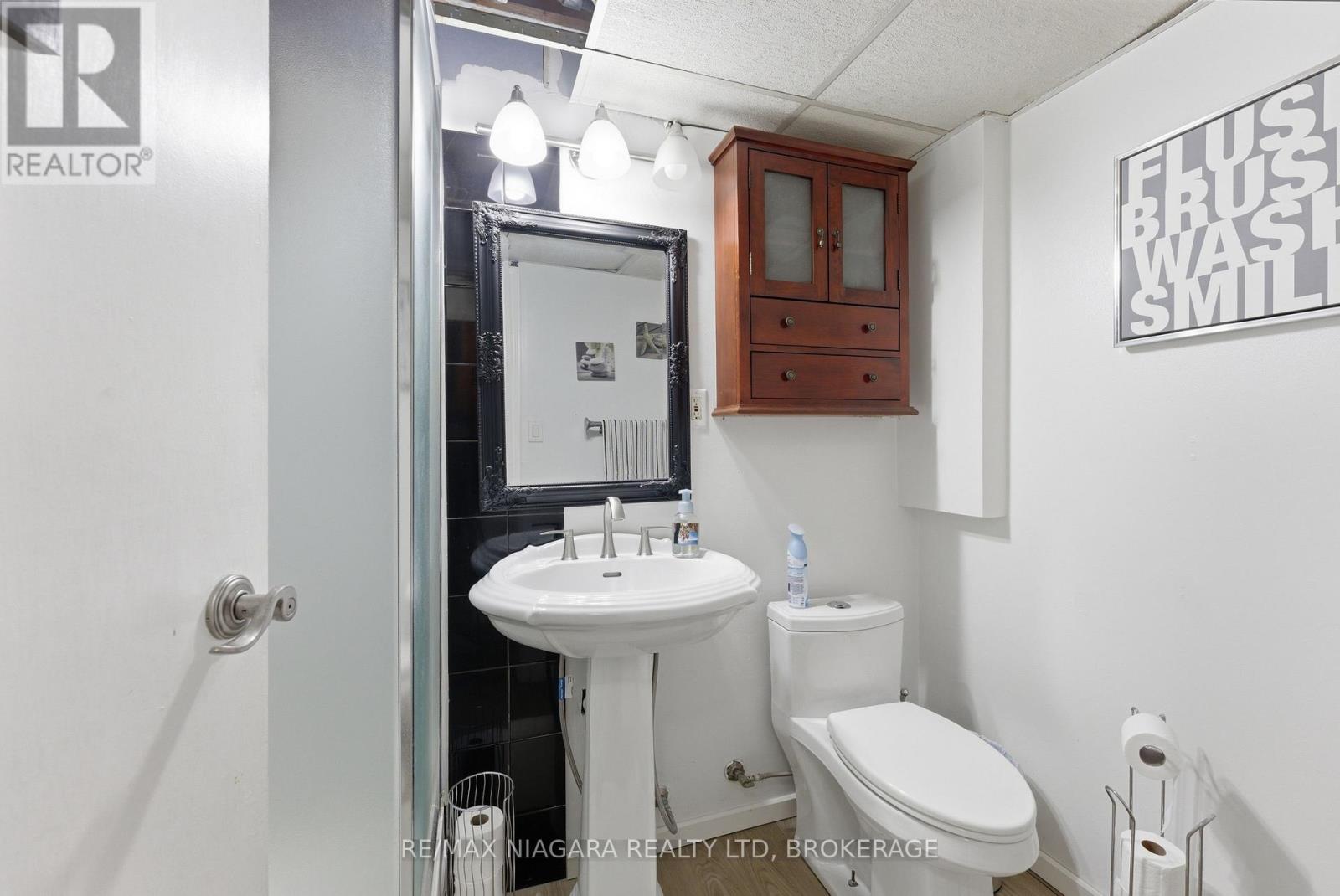 81 COMMERCIAL STREET - 20