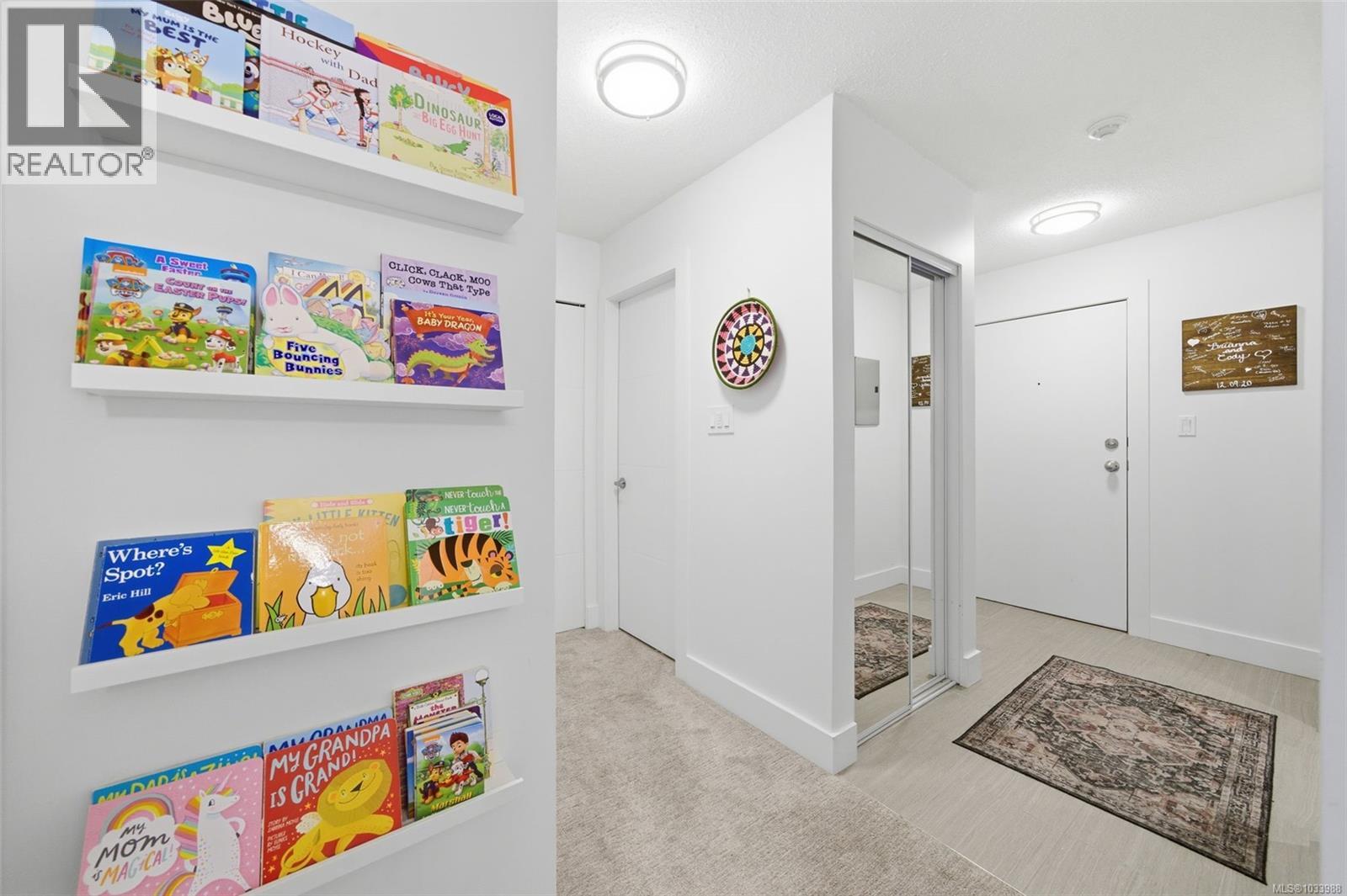 #401 3252 Glasgow Ave - 3