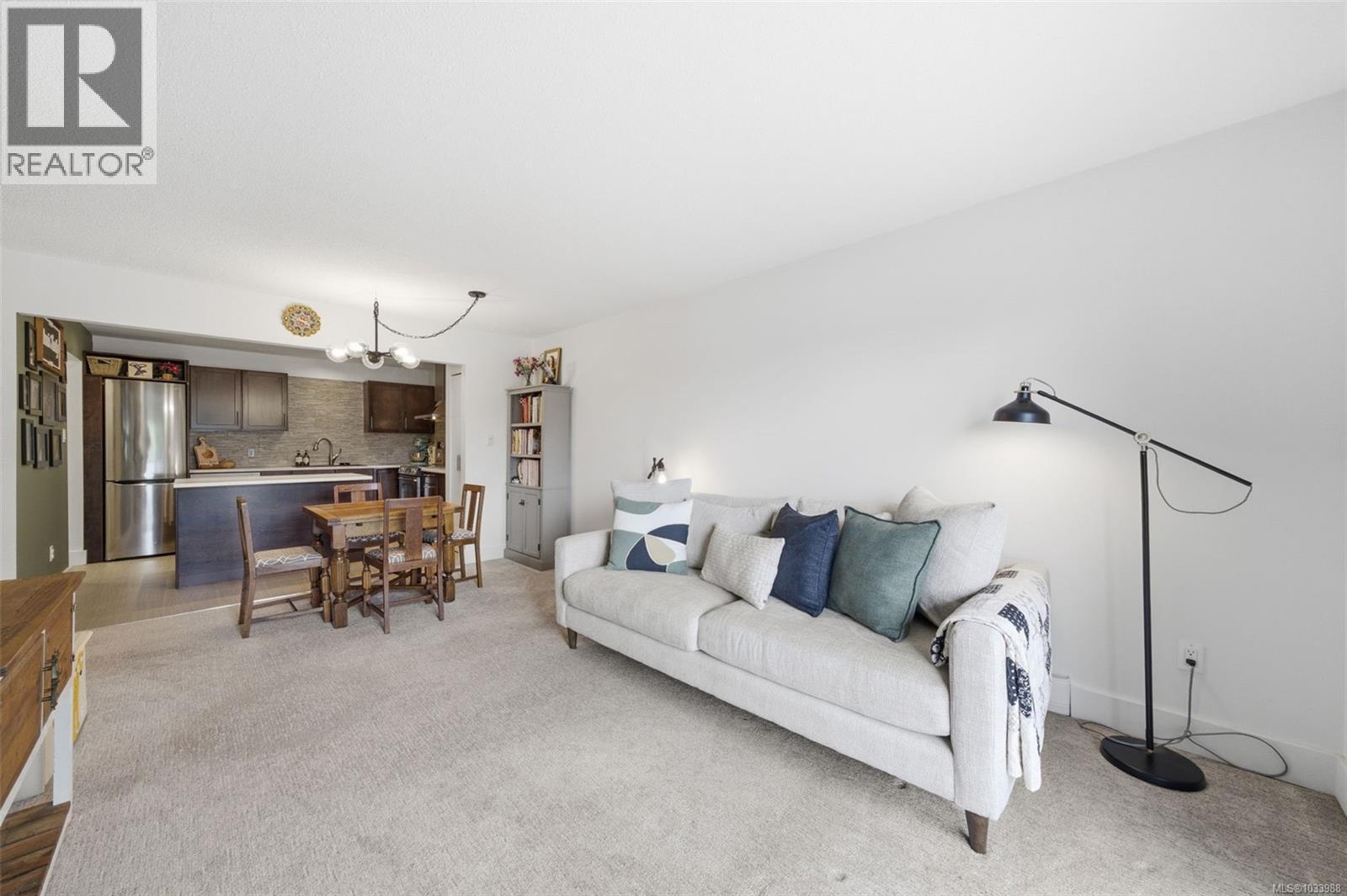 #401 3252 Glasgow Ave - 4