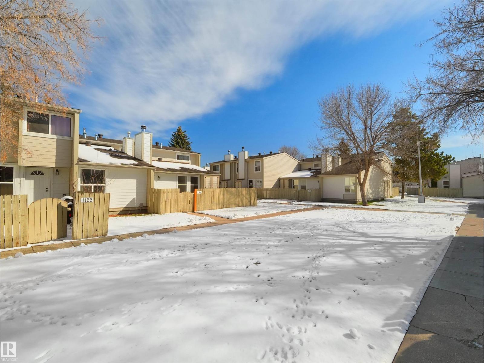 1164 KNOTTWOOD RD E NW, Edmonton