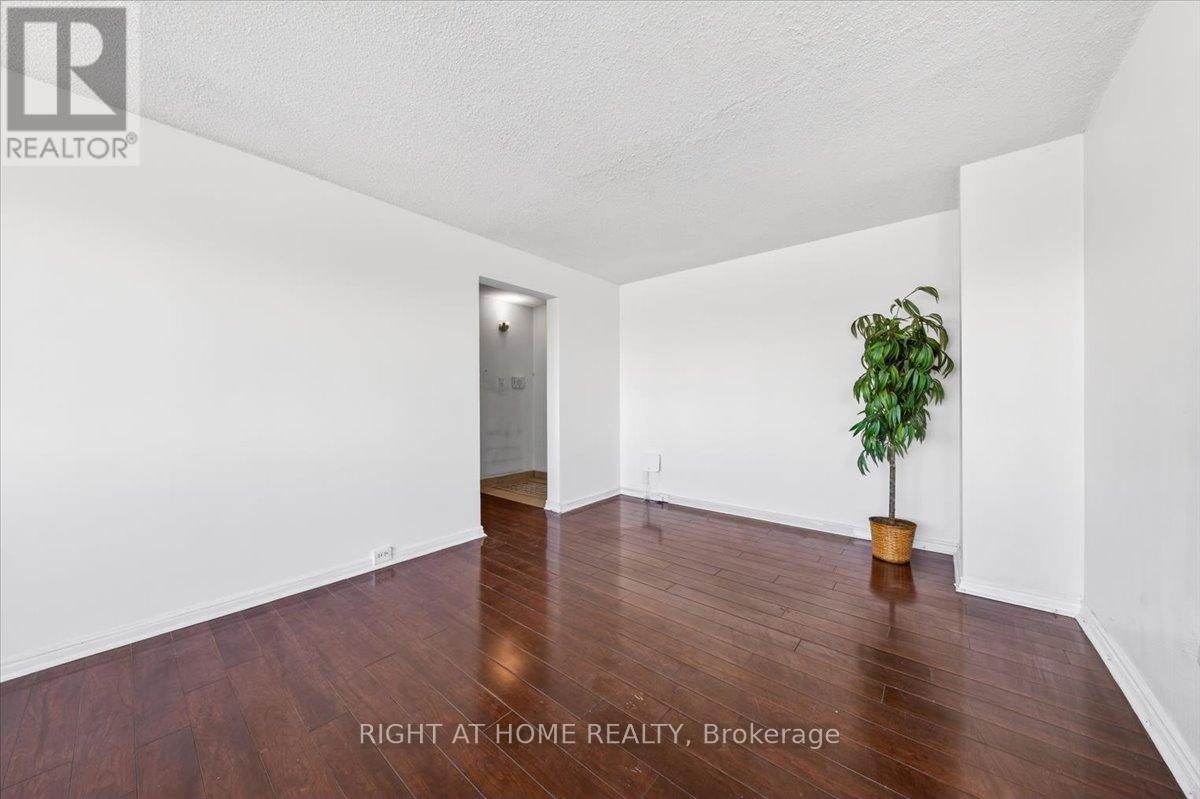 #708 100 LEEWARD GLENWAY - 8