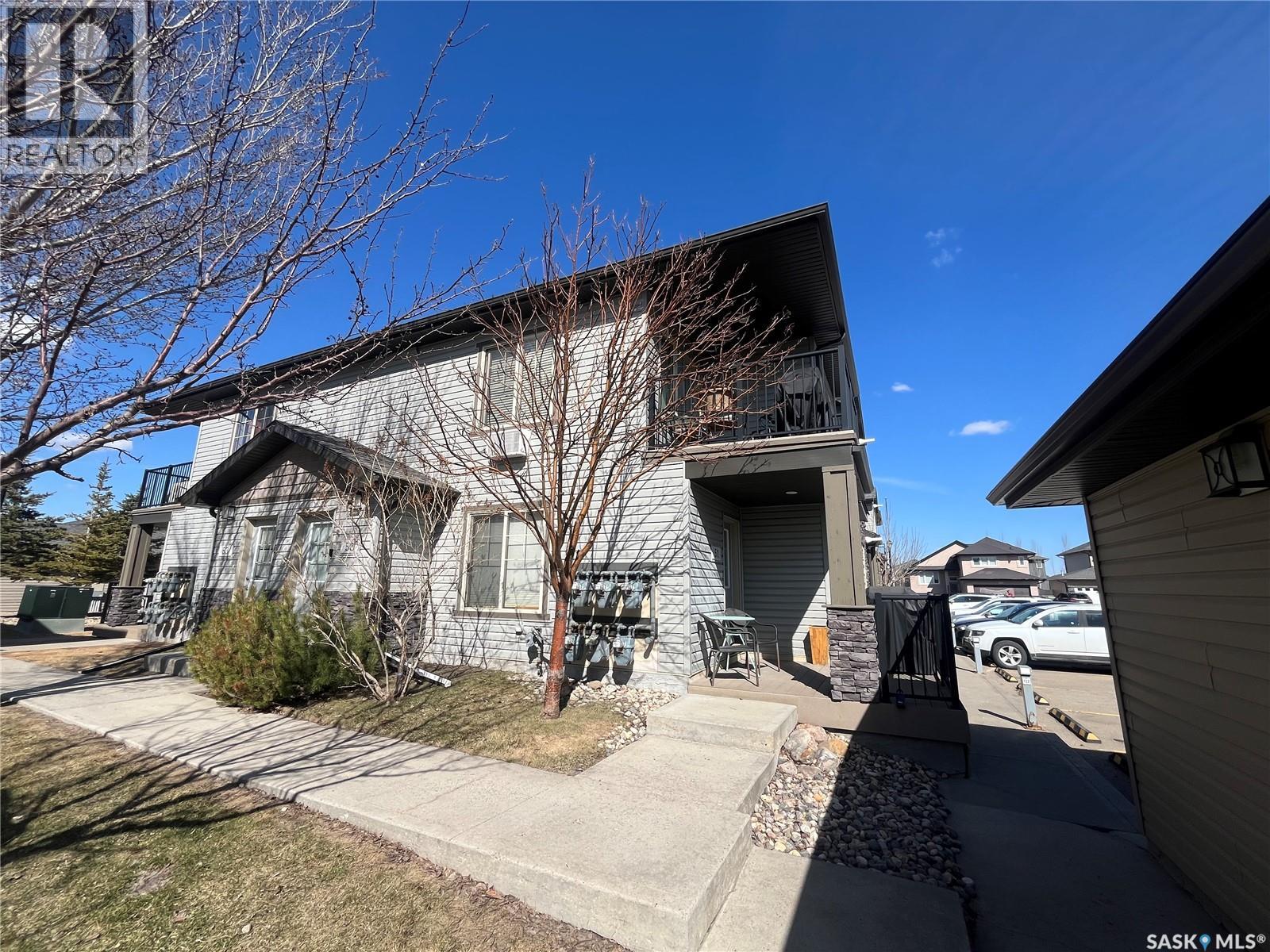 51 5565 BLAKE CRESCENT - photo 2
