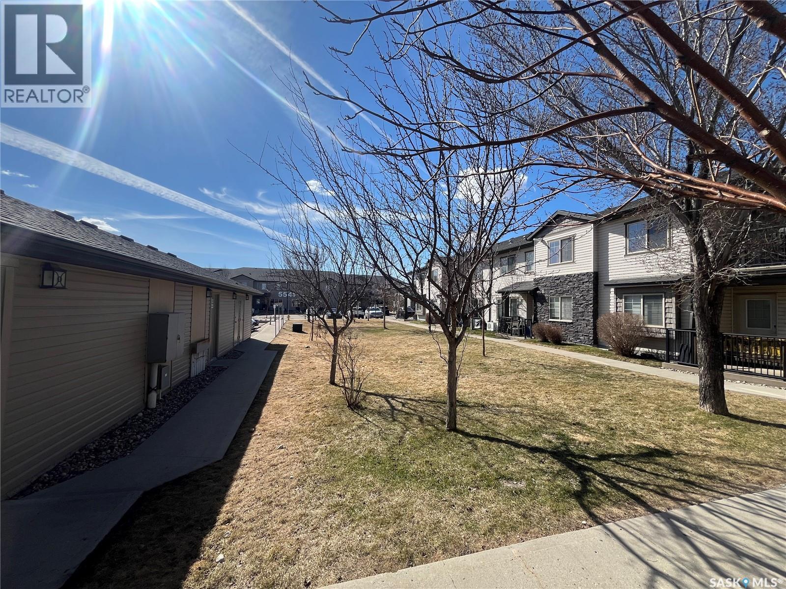 51 5565 BLAKE CRESCENT - photo 4