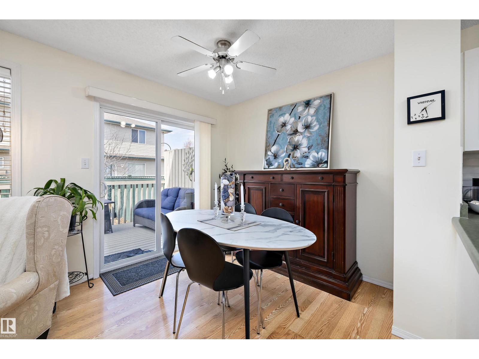 #21 2004 GRANTHAM CO NW, Edmonton