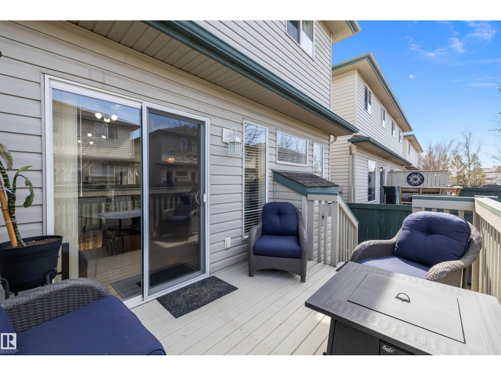 #21 2004 GRANTHAM CO NW, Edmonton
