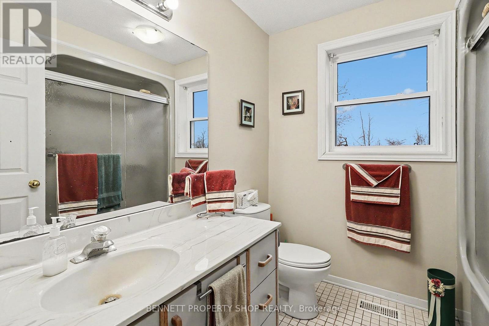3490 LARMOURS ROAD - 17
