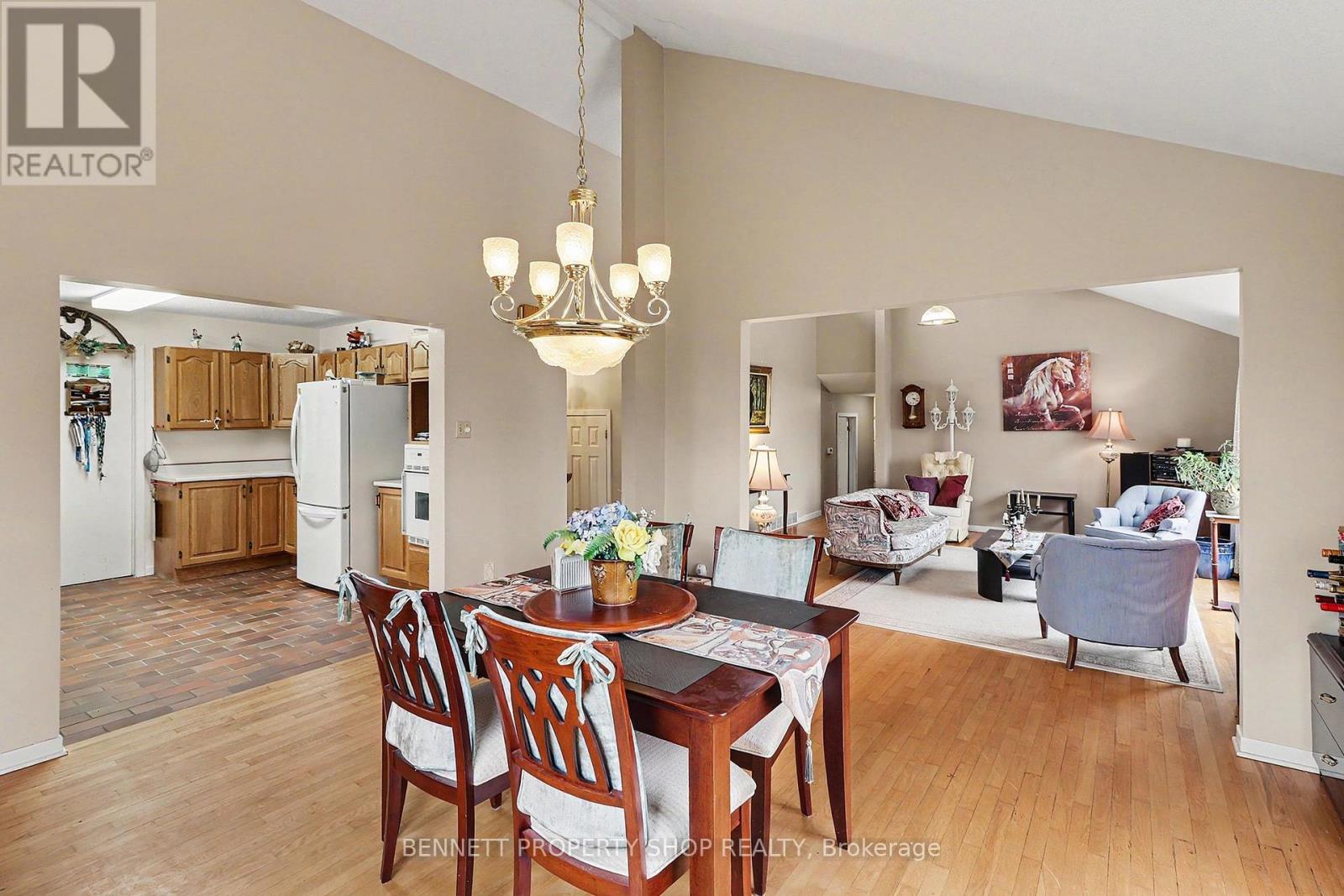 3490 LARMOURS ROAD - 11