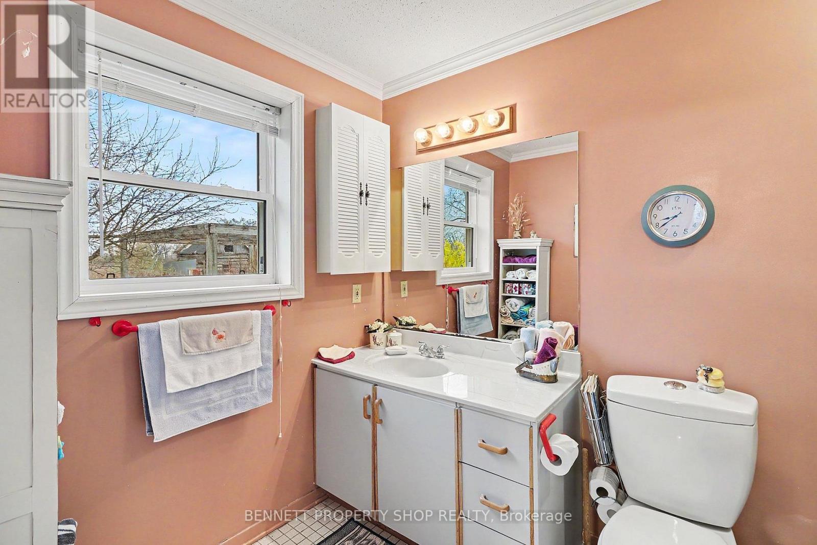 3490 LARMOURS ROAD - 14