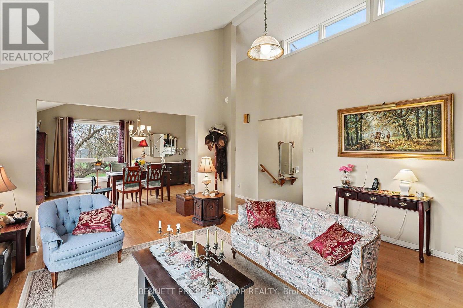 3490 LARMOURS ROAD - 8