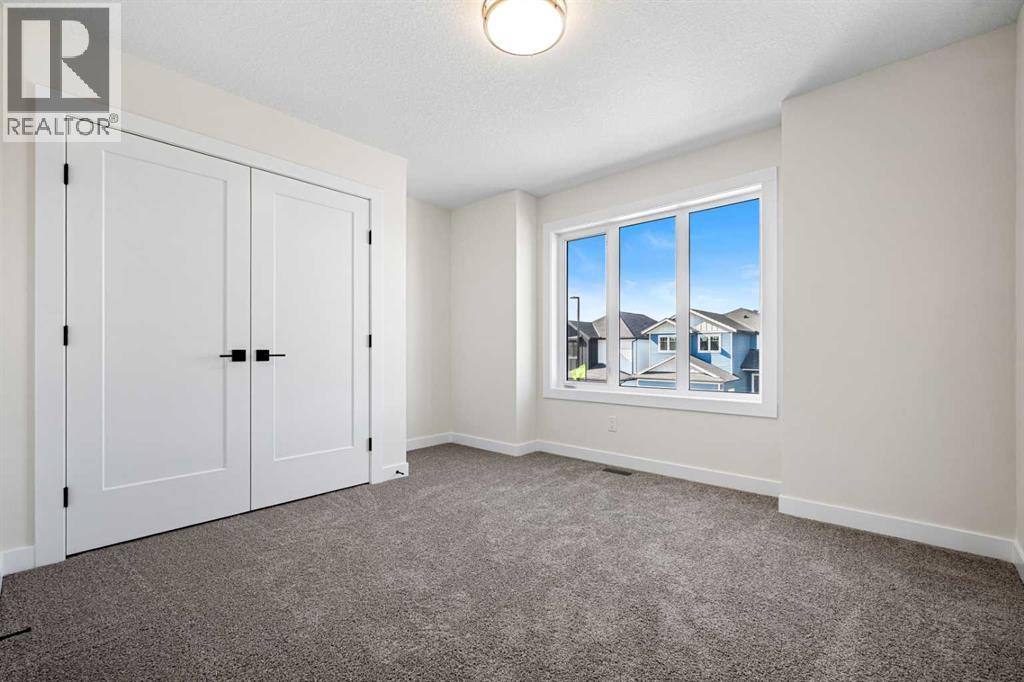 121 Quartz Crescent — photo 31