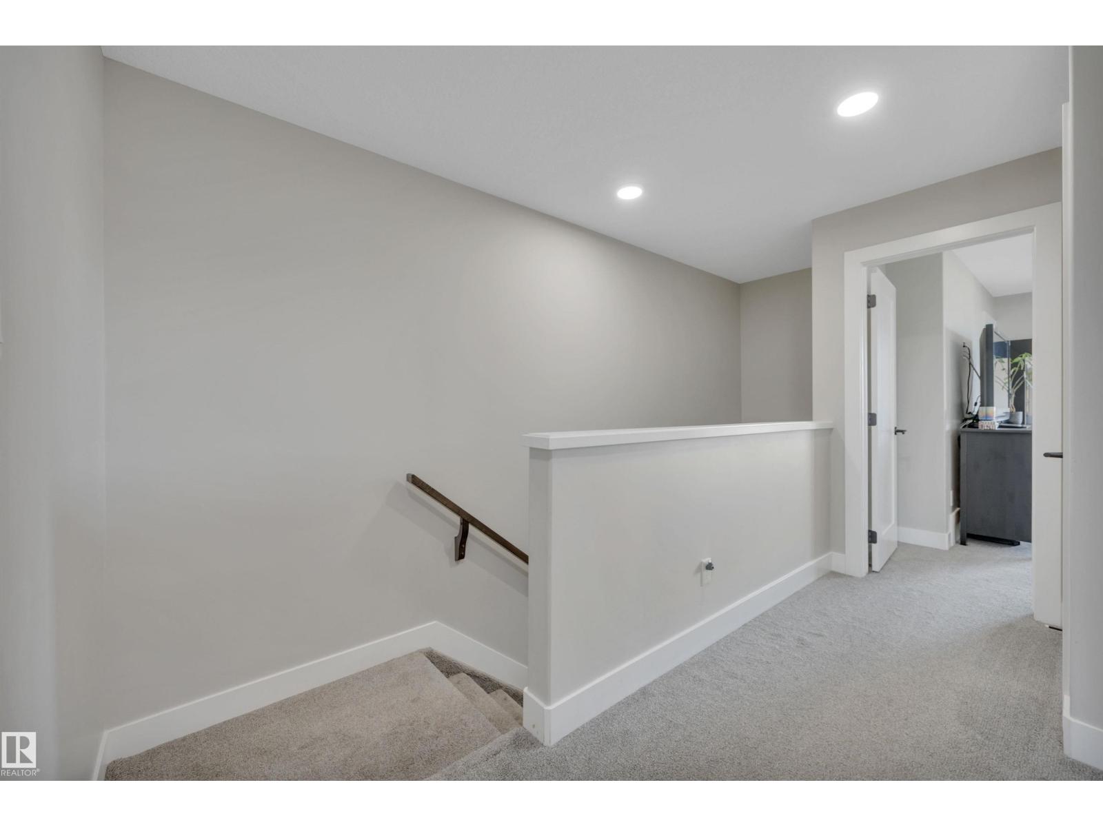 921 BERG PL, Leduc