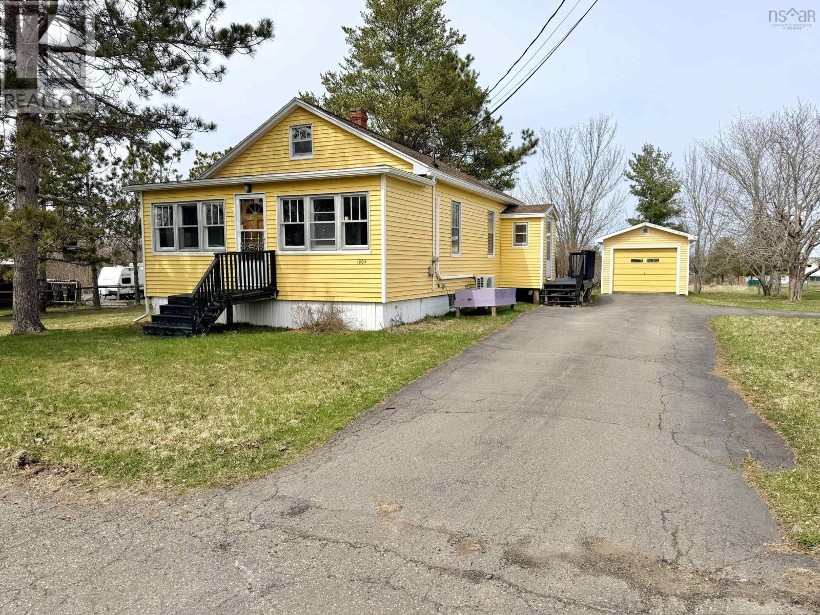 Property photo of 1804 Victoria Street