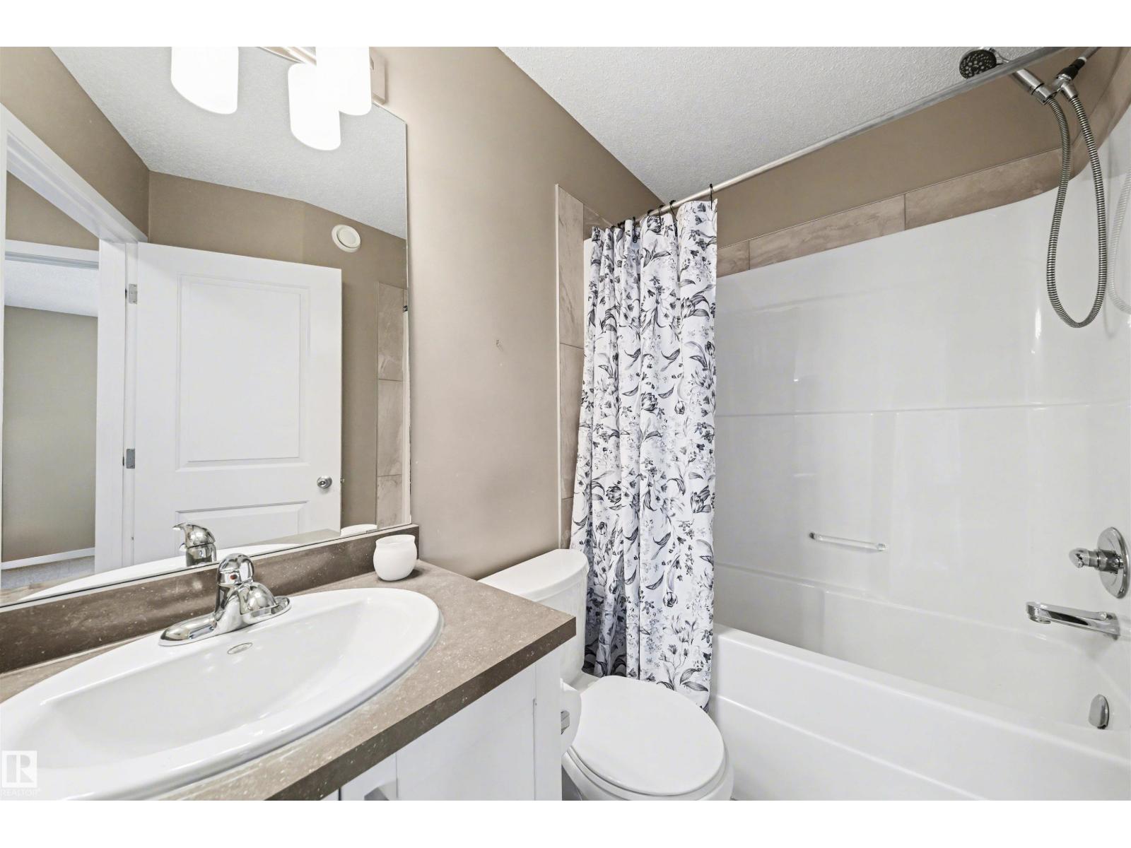 4042 CHAPPELLE GREEN GR SW, Edmonton
