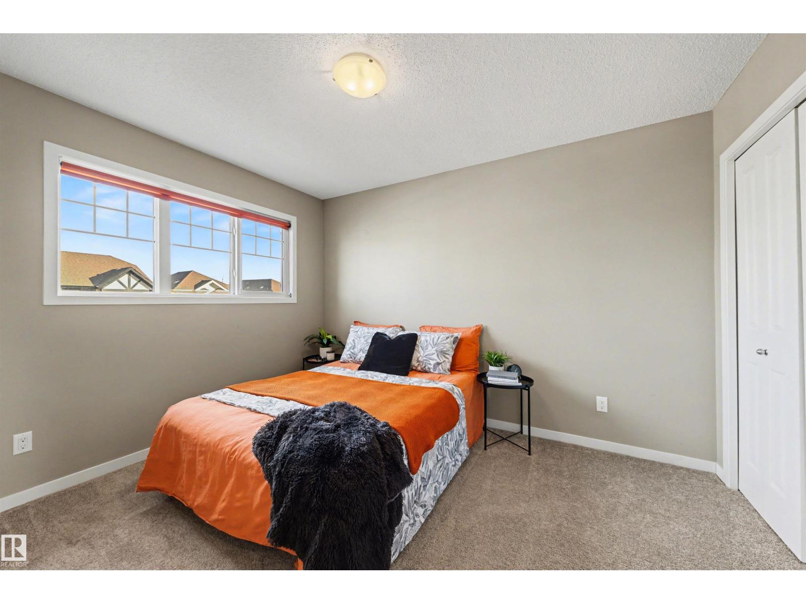 4042 CHAPPELLE GREEN GR SW, Edmonton