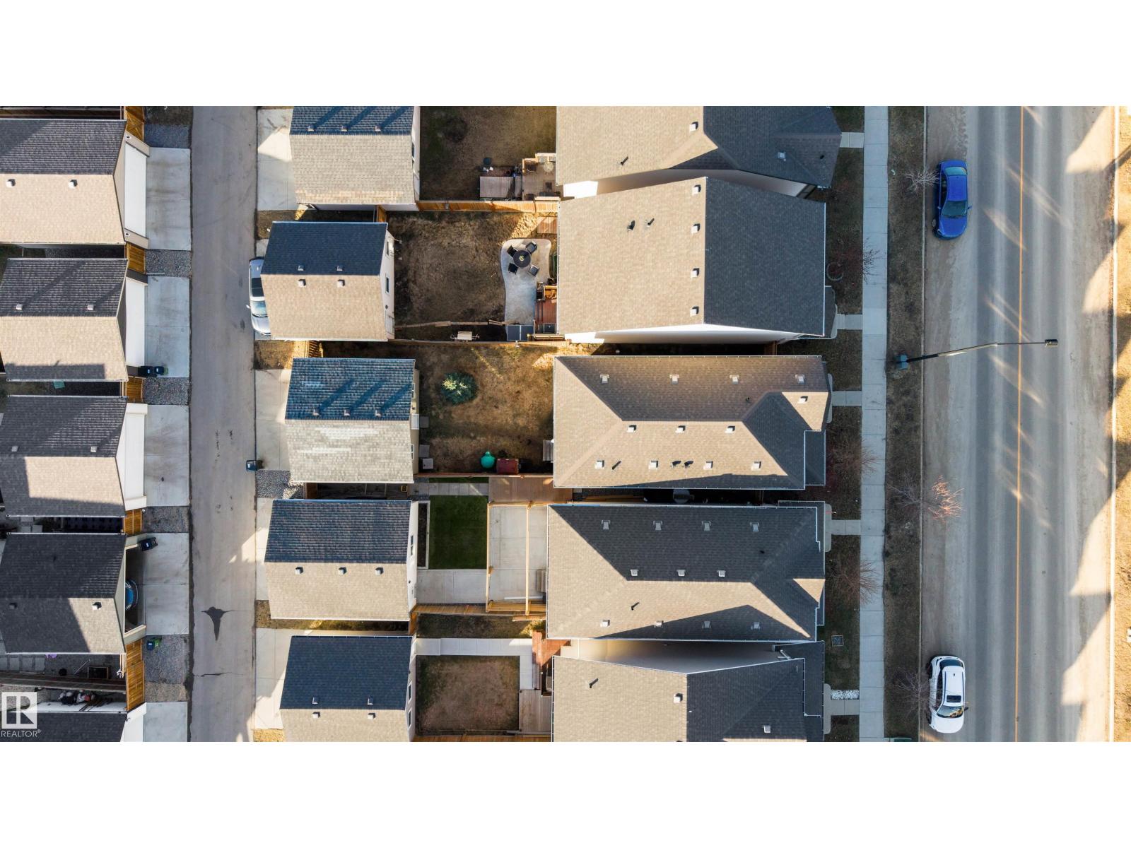 4042 CHAPPELLE GREEN GR SW, Edmonton
