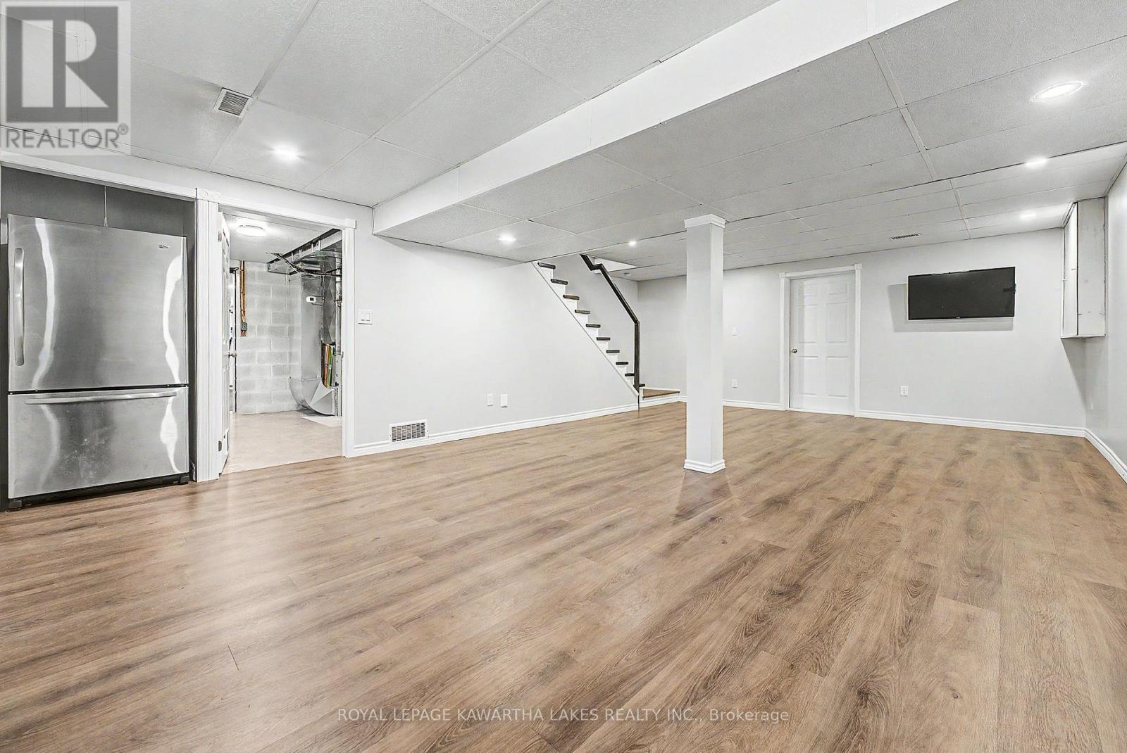 91 SOMERVILLE CONCESSION 5 - 25