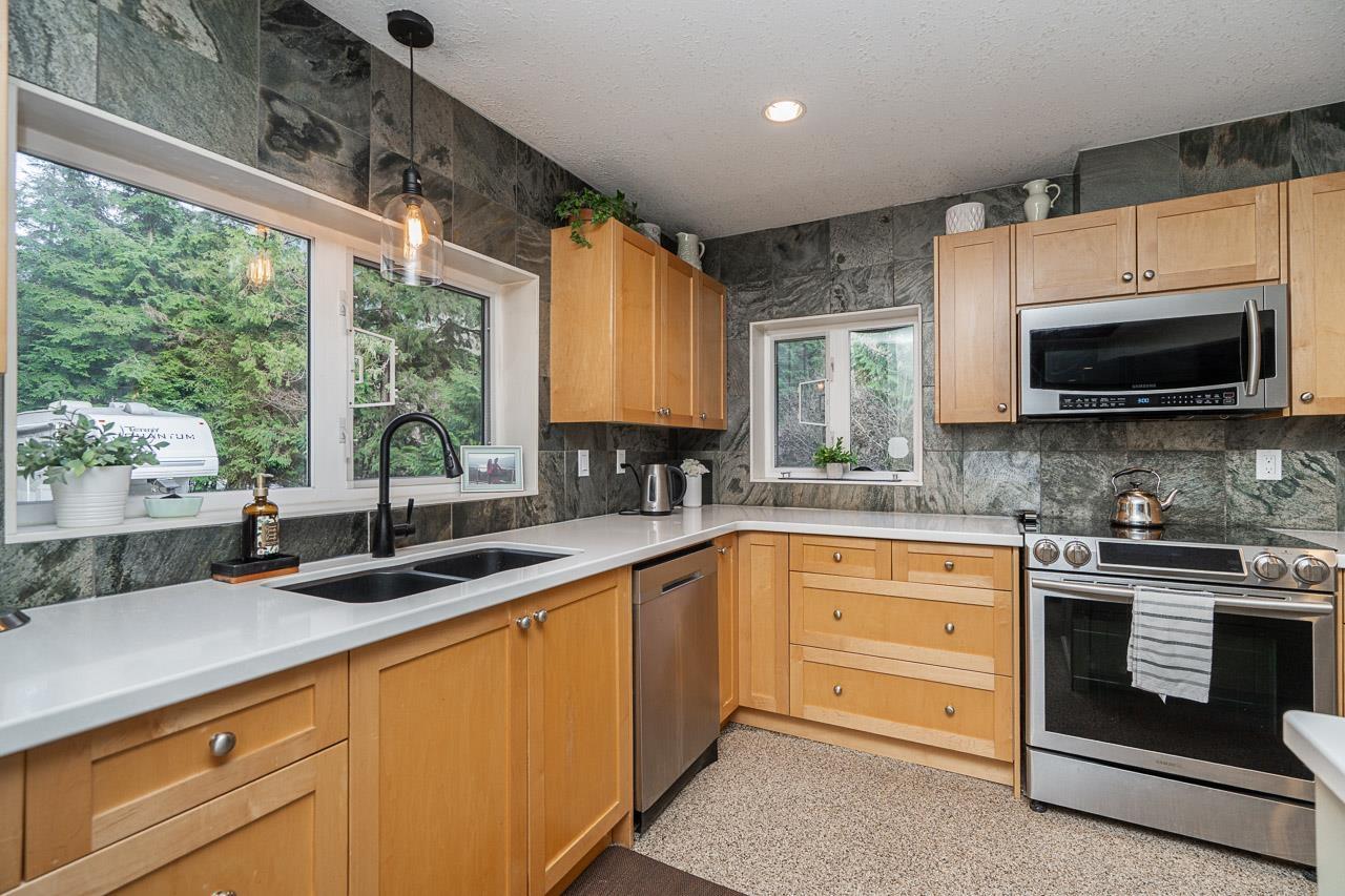 12845 SYLVESTER ROAD — photo 12