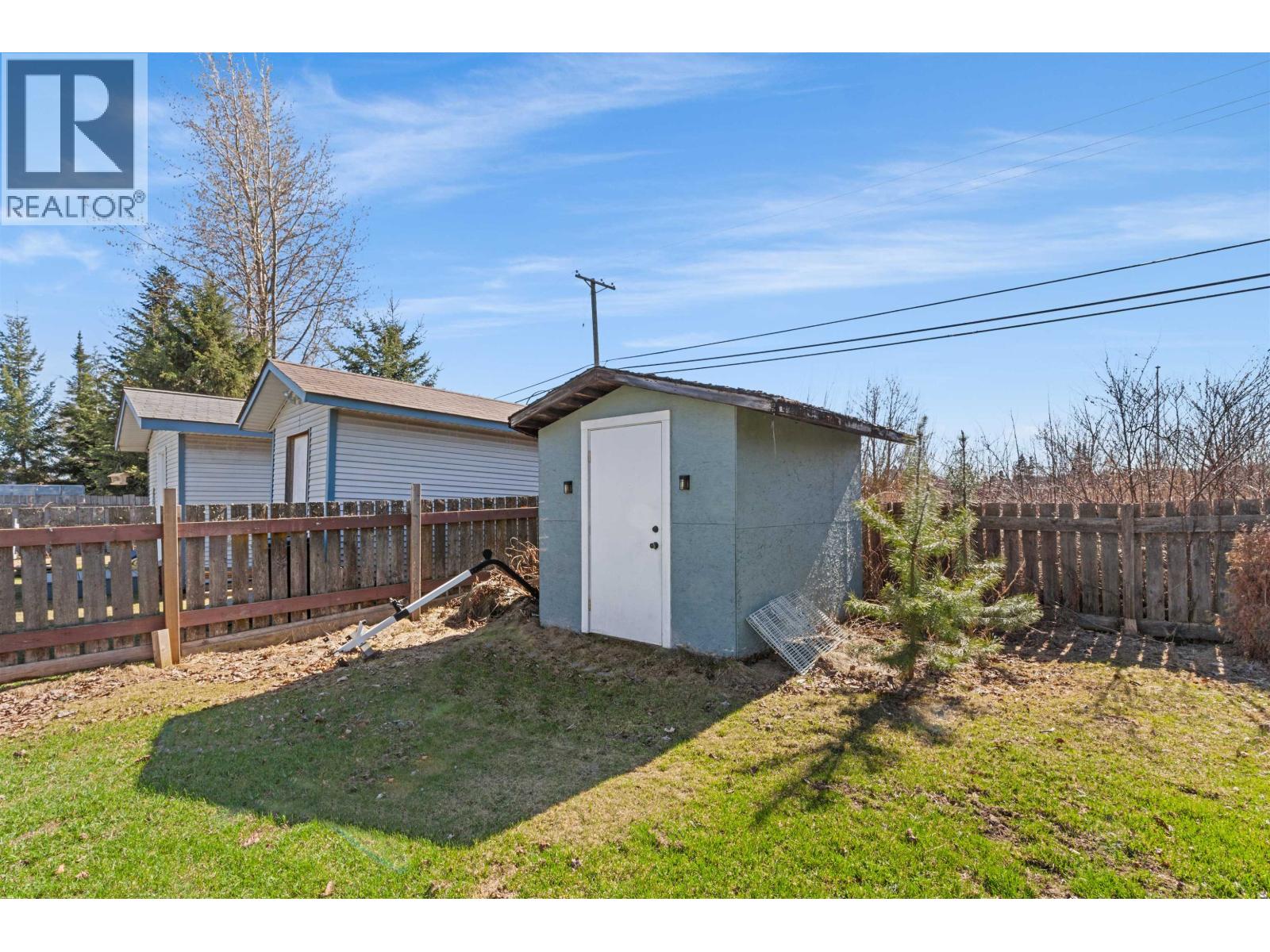 6485 DRIFTWOOD ROAD - 22