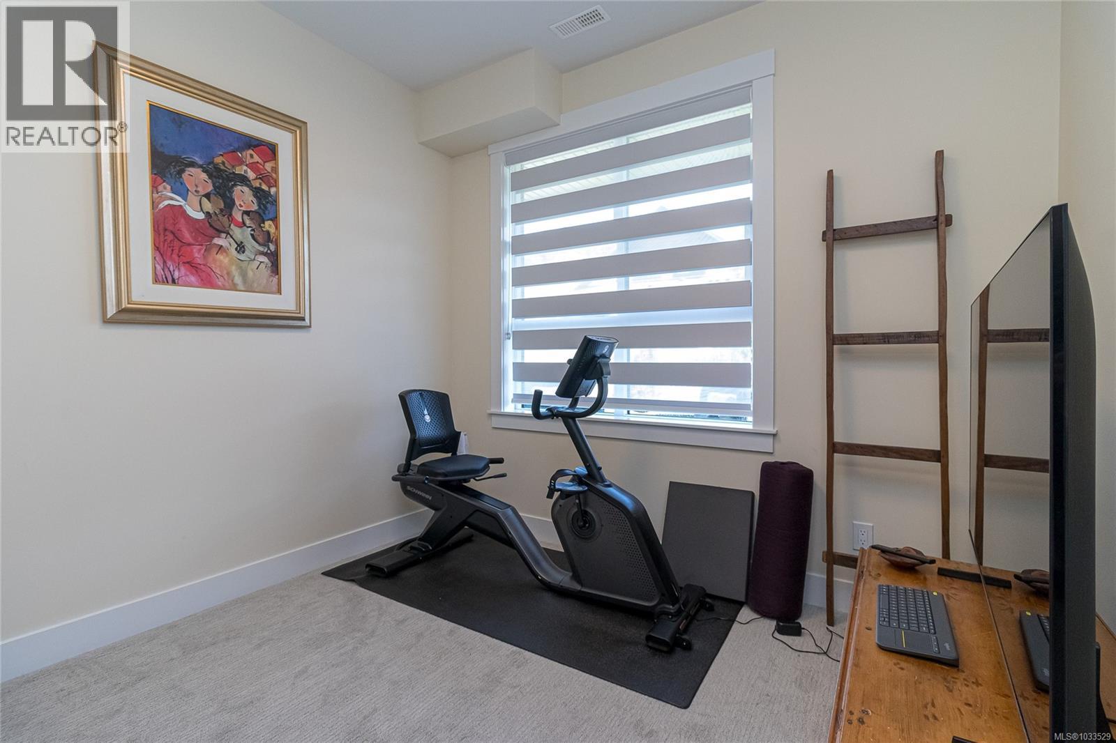 #104 467 Royal Bay Dr - 22