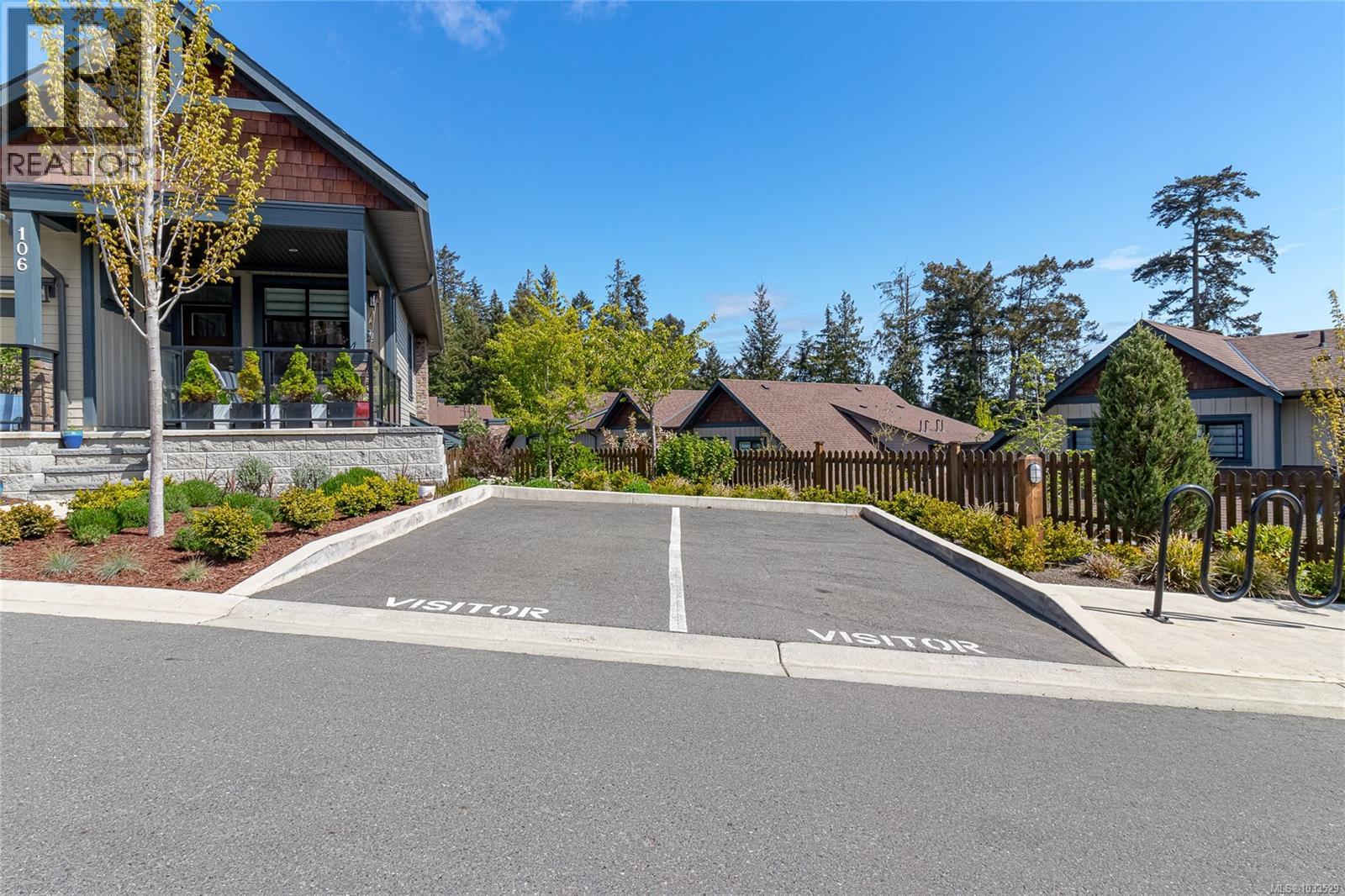 #104 467 Royal Bay Dr - 38
