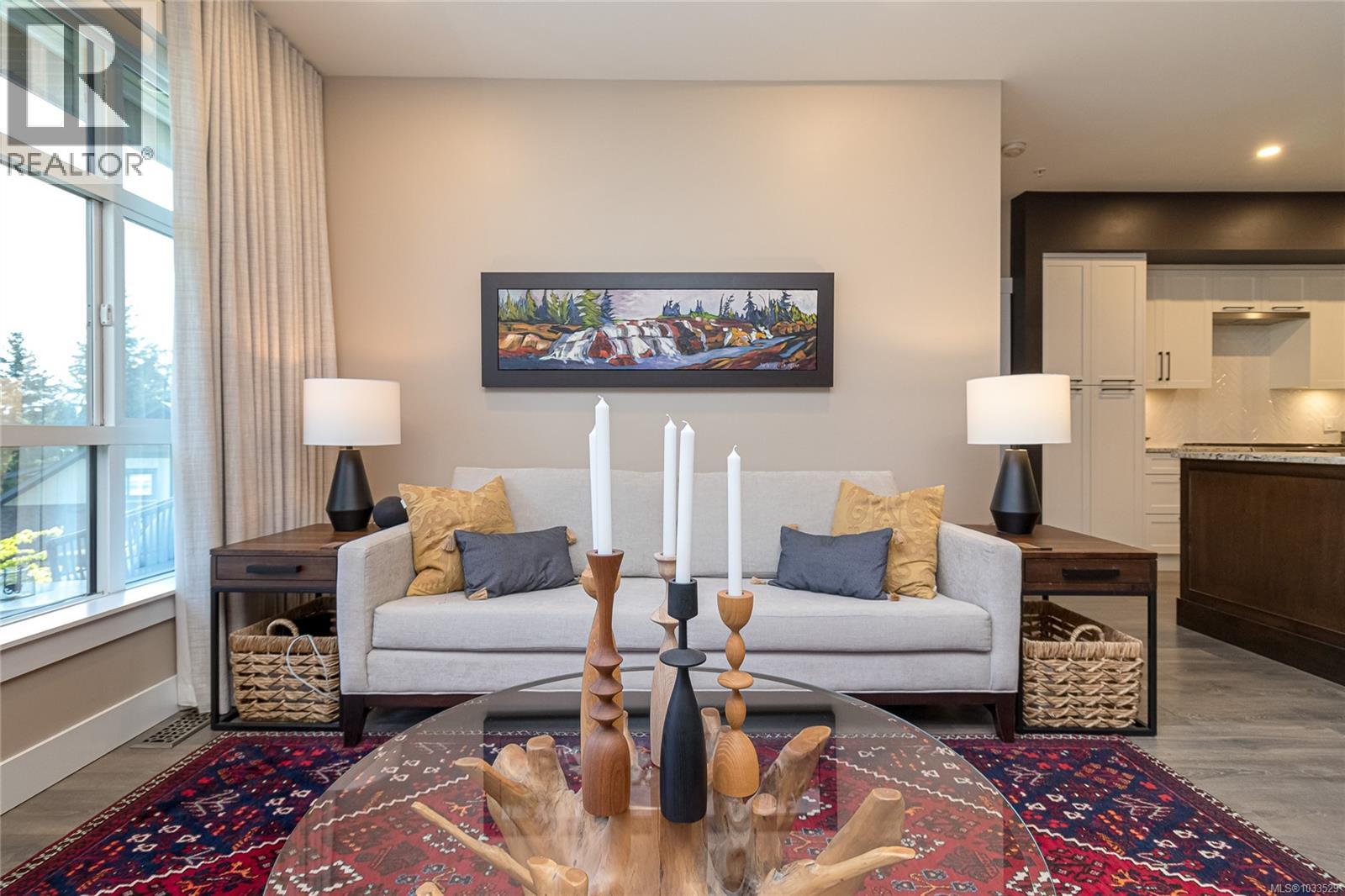 #104 467 Royal Bay Dr - 8
