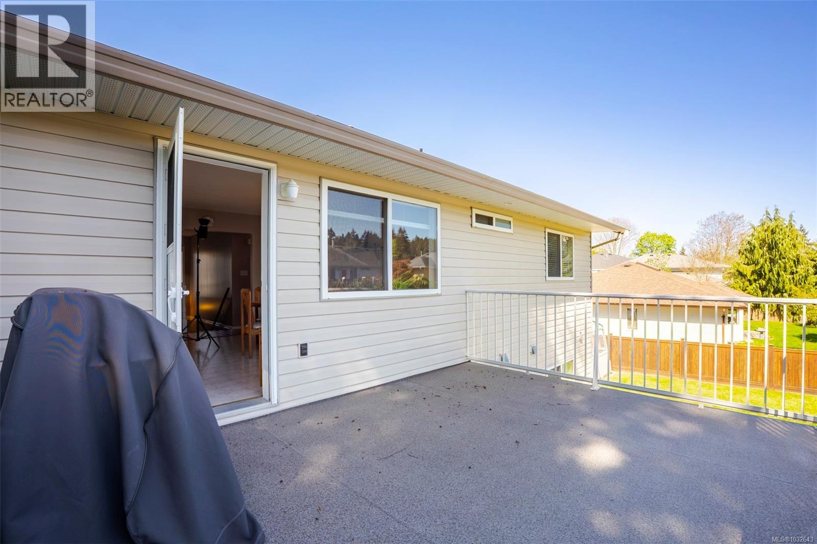 5951 Cathedral Cres - 50