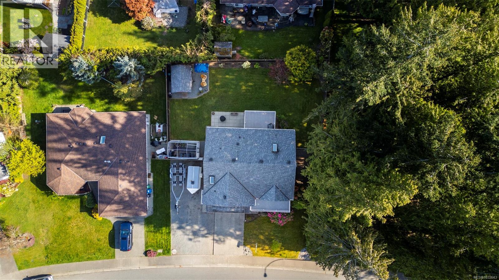 5951 Cathedral Cres - 66