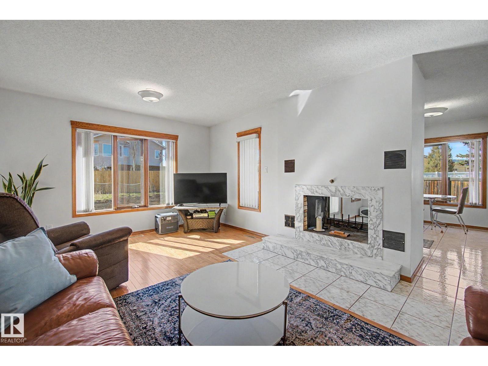 4228 46 ST NW, Edmonton