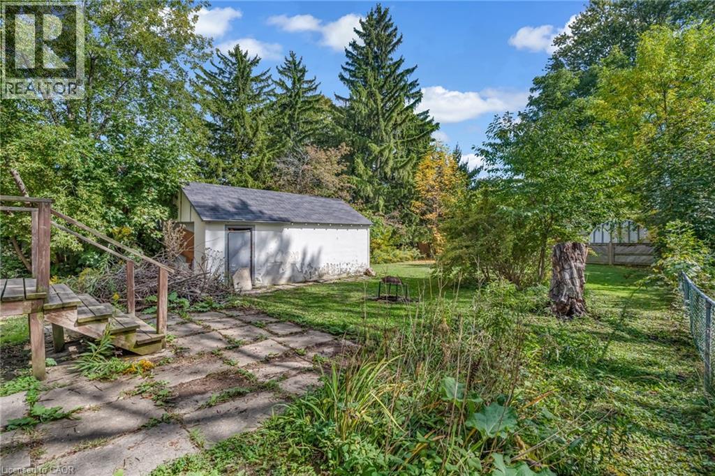 63 MINNEWAWA Road, Mississauga, Ontario, L5G1C6 — Photo 6