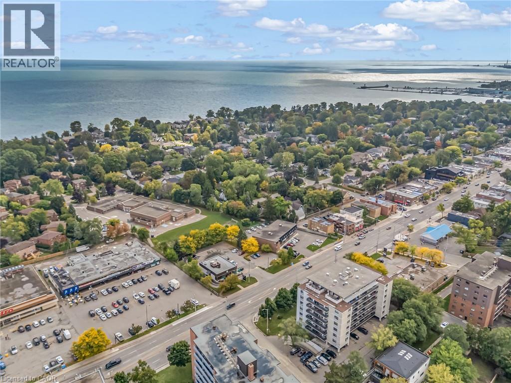 63 MINNEWAWA Road, Mississauga, Ontario, L5G1C6 — Photo 22