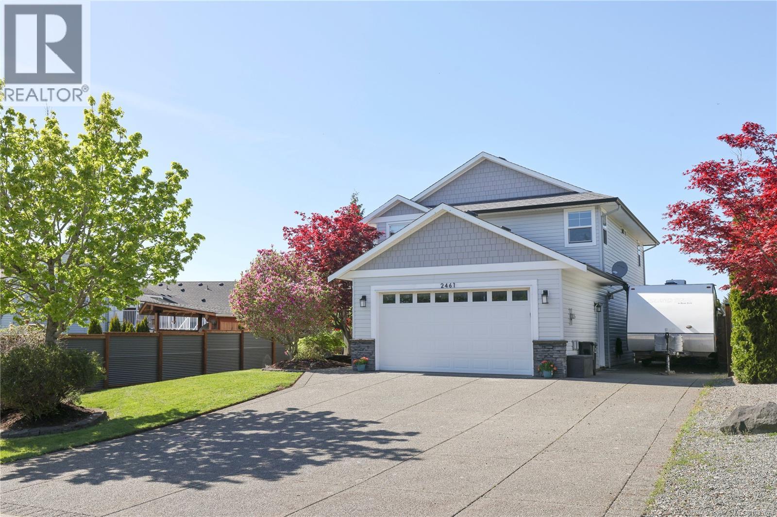 2461 Stirling Cres - photo 3